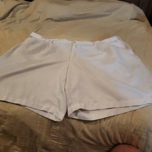 ADJUST - A - BAND MEN 'S DRESS SHORTS